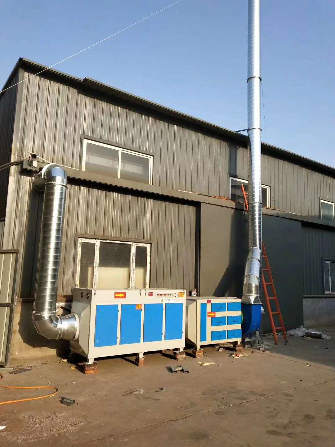 光氧加活性碳安裝圖